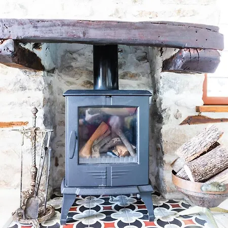 Holiday home Restored 1902 Stone House With Superb Sea View