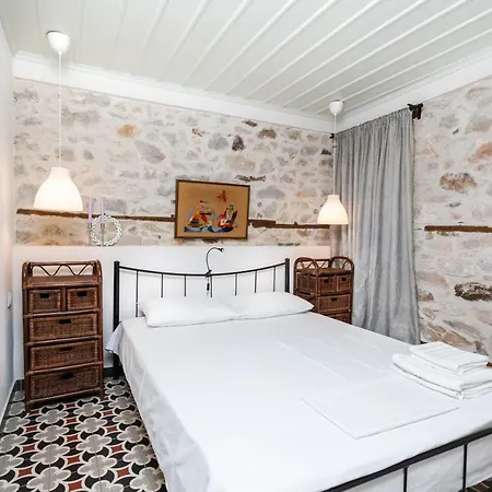 Restored 1902 Stone House With Superb Sea View Kallirákhi